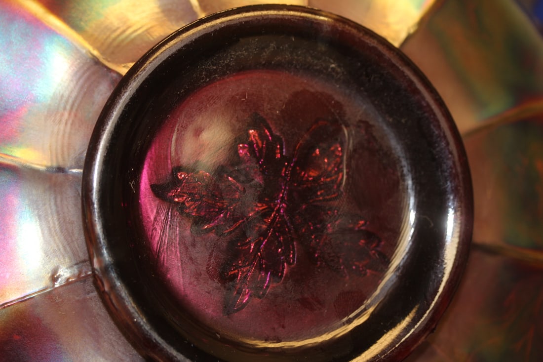 Carnival Glass Bowl - 8