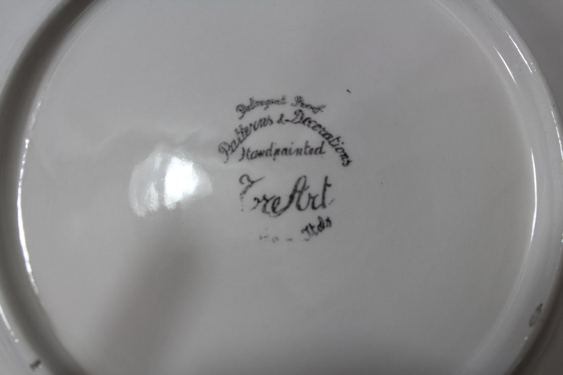 Lot of 3 Decorative Plates - 3