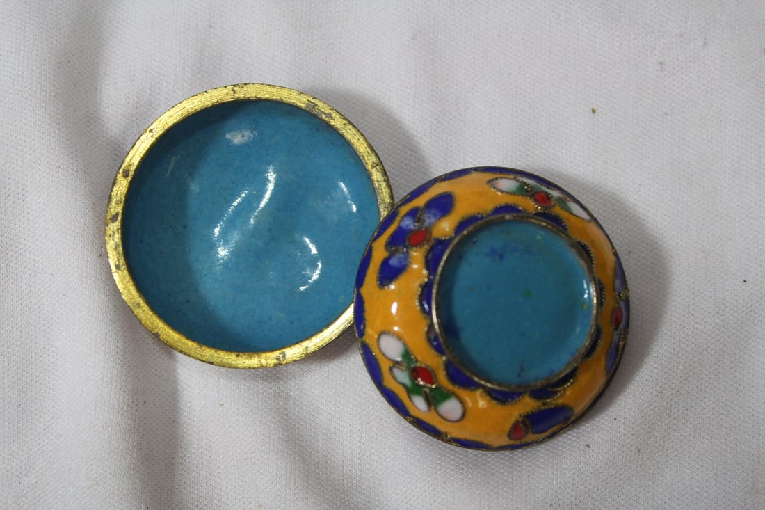 A Yellow Trinket Box - 3