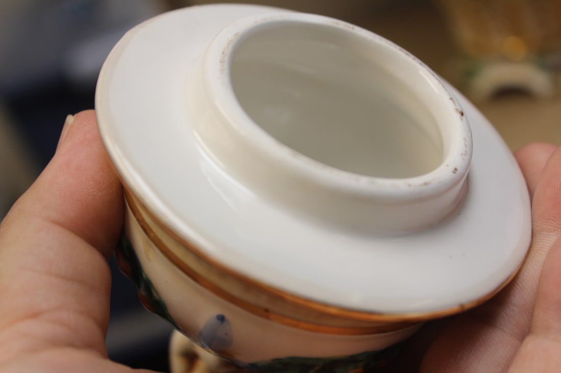 Capodimonte Jar with Lid - 7