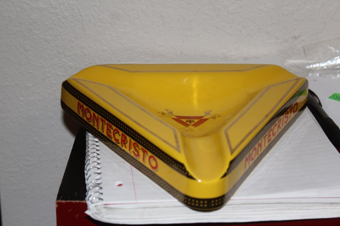 Montecristo Cigar Ceramic Ashtray - 3