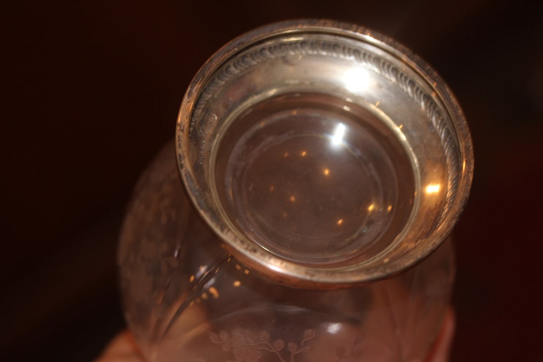 Sterling Bottom Rim Vase - 4