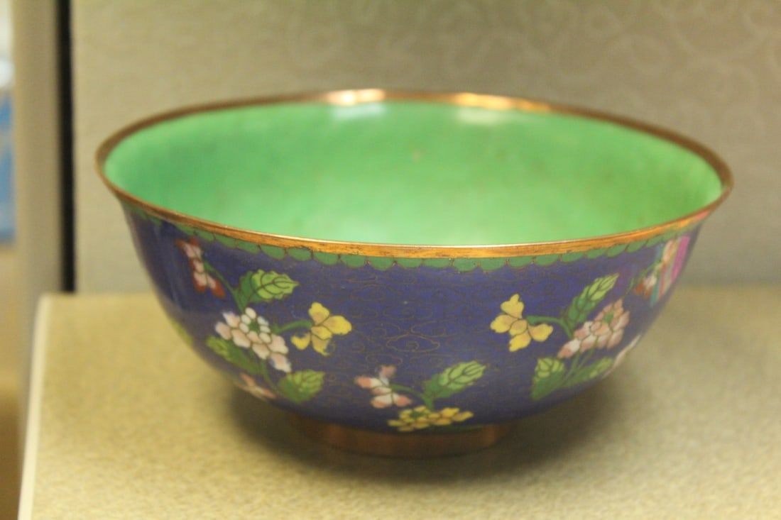 Antique Chinese Cloisonne Bowl - 3