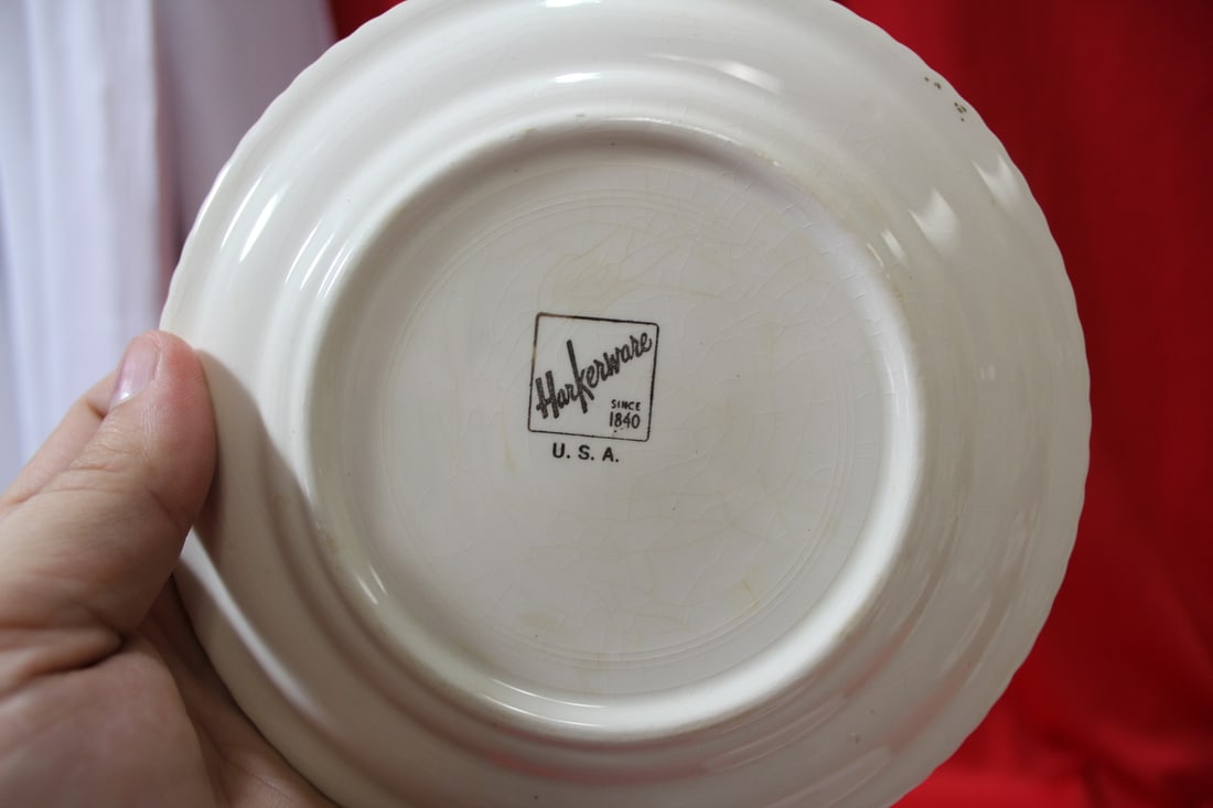 A Set of 4 Currie And Ives Bread Plate - 7