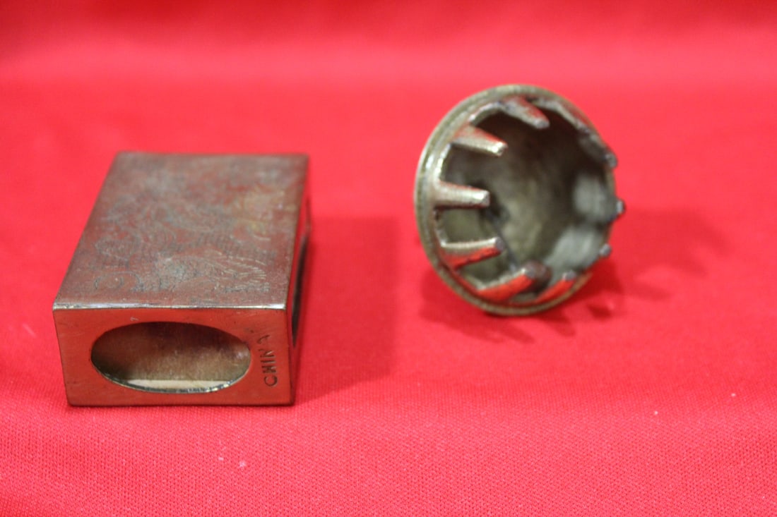 Lot of 2 Brass Articles - 2