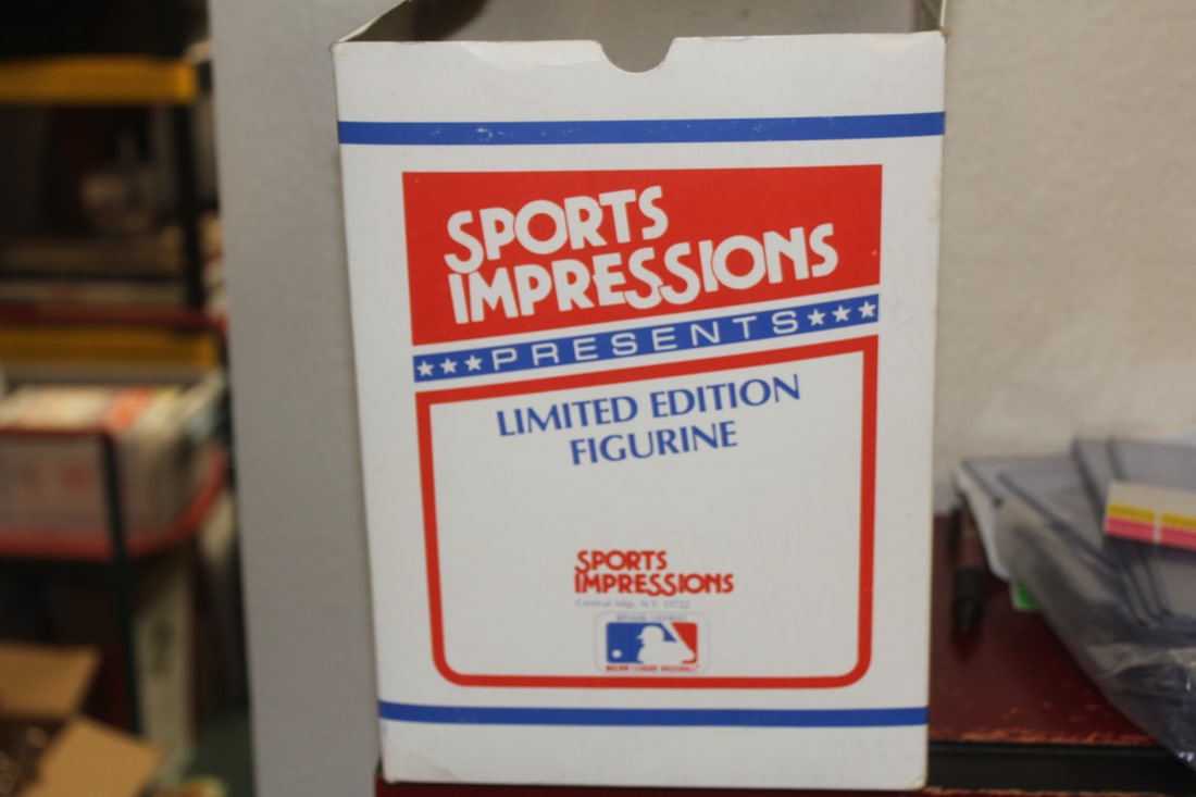 Andy Van Slyke Limited Edition Figurine - 7