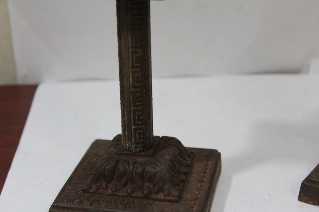 A Pair of Vintage Candlesticks - 8