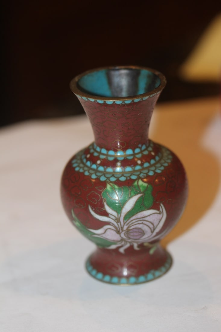 Antique Chinese Cloisonne Small Vase - 3