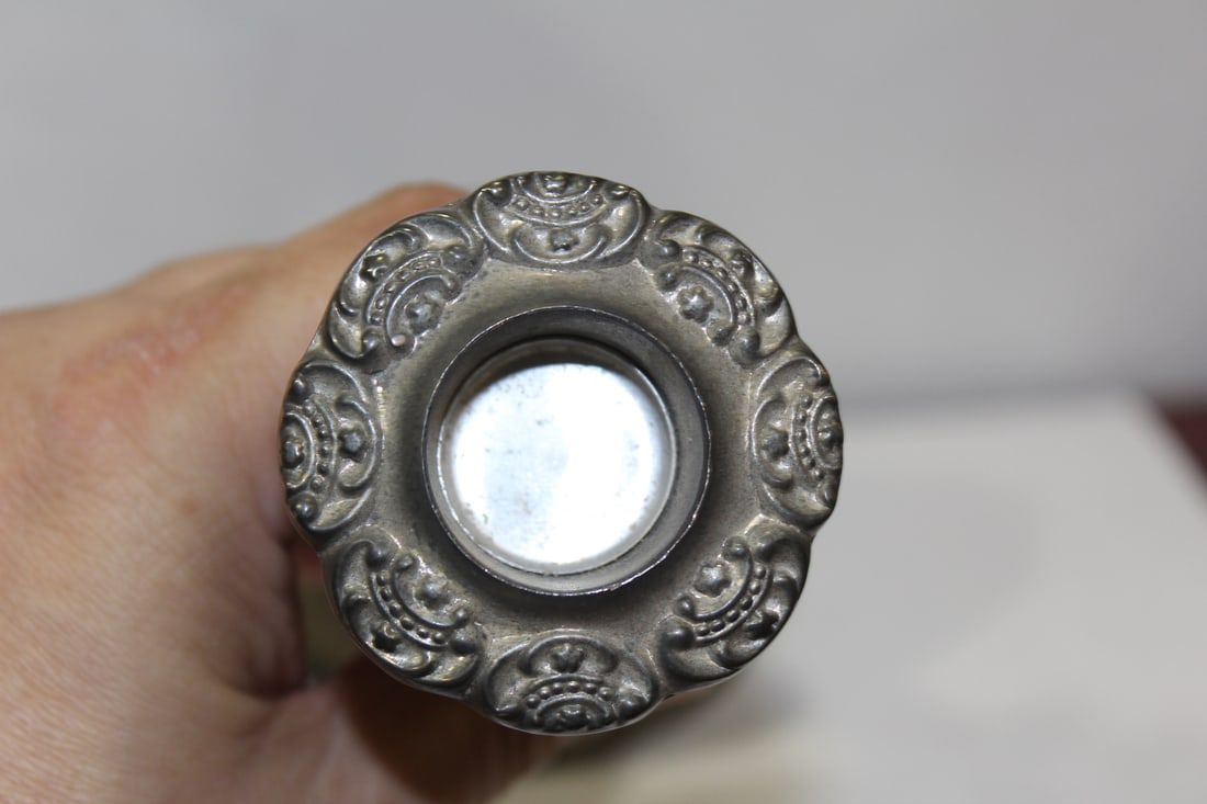 A Pir of Godinger Ornate Silverplated Candlesticks - 5