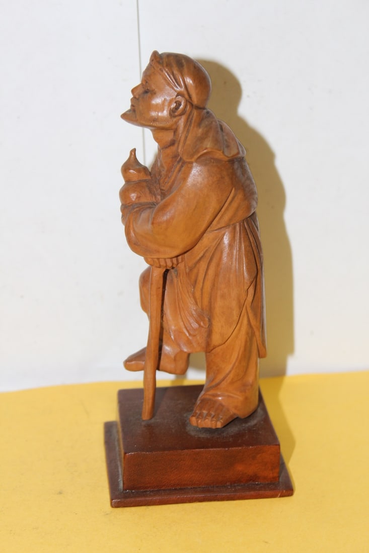 A Vintage Japanese Boxwood Figurine - 2