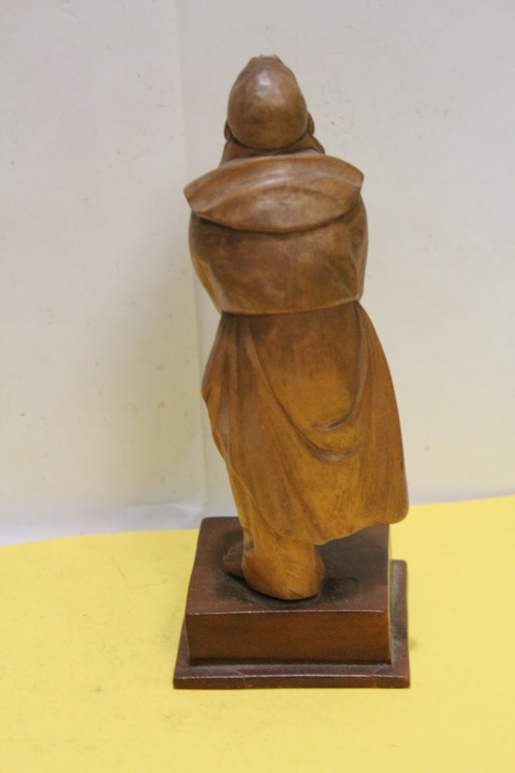 A Vintage Japanese Boxwood Figurine - 3