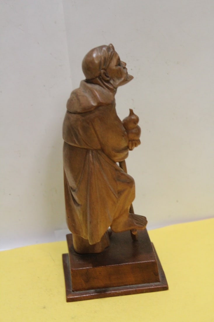 A Vintage Japanese Boxwood Figurine - 4
