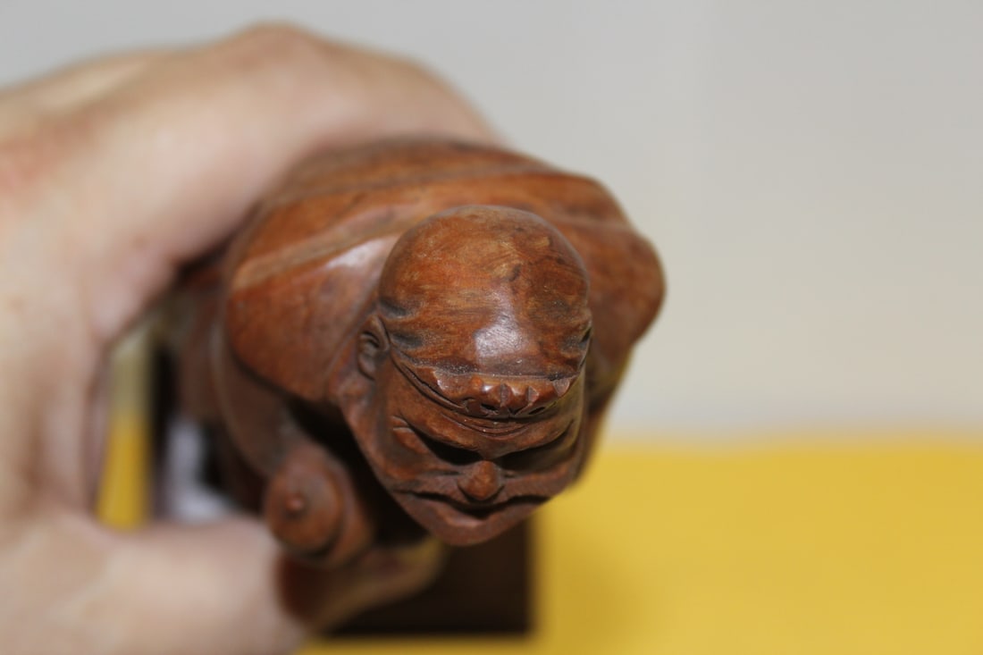 A Vintage Japanese Boxwood Figurine - 5