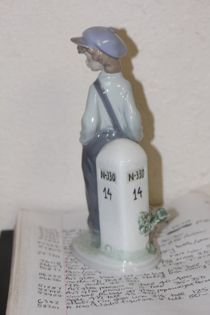 Lladro Figurine - 4