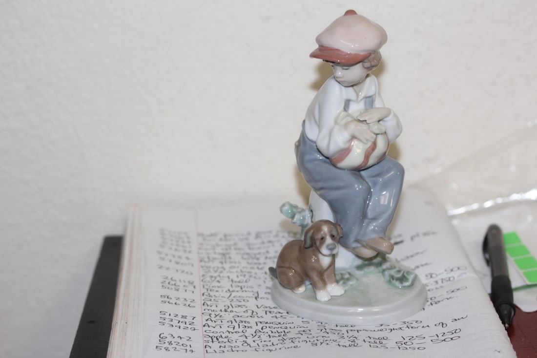 Lladro Figurine - 2