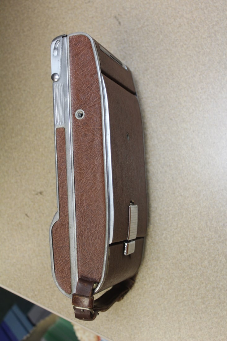 Polaroid Land Camera Model 95 - 4