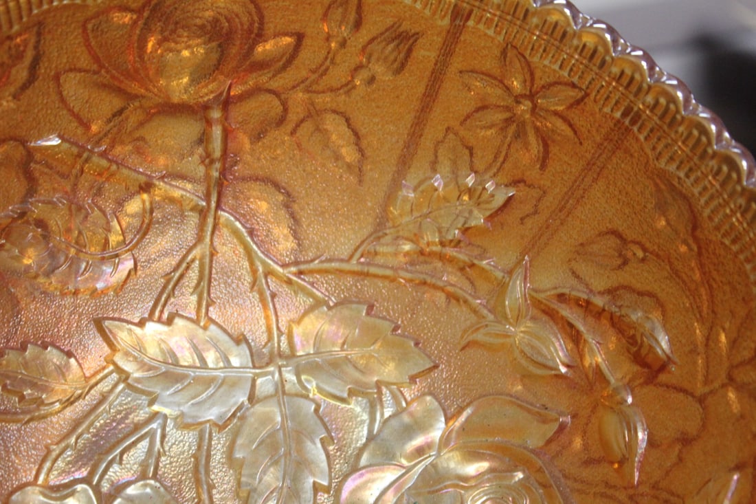 Large Carnival Glass Bowl - 3