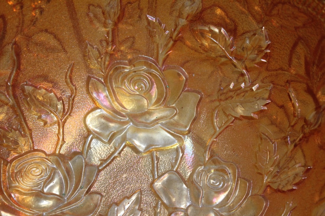 Large Carnival Glass Bowl - 4