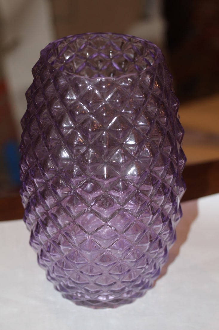 Light Amethyst Glass Vase - 3