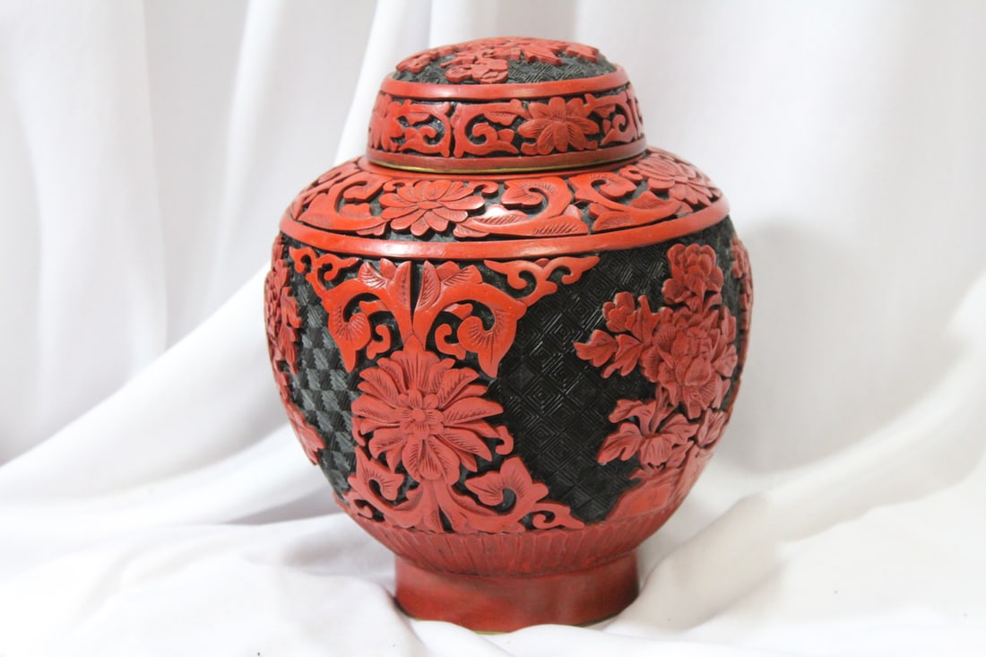 A Chinese Cinnabar on Cloisonne Ginger Jar - 3