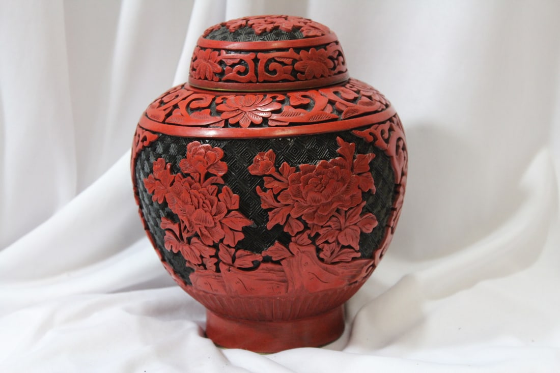 A Chinese Cinnabar on Cloisonne Ginger Jar - 4