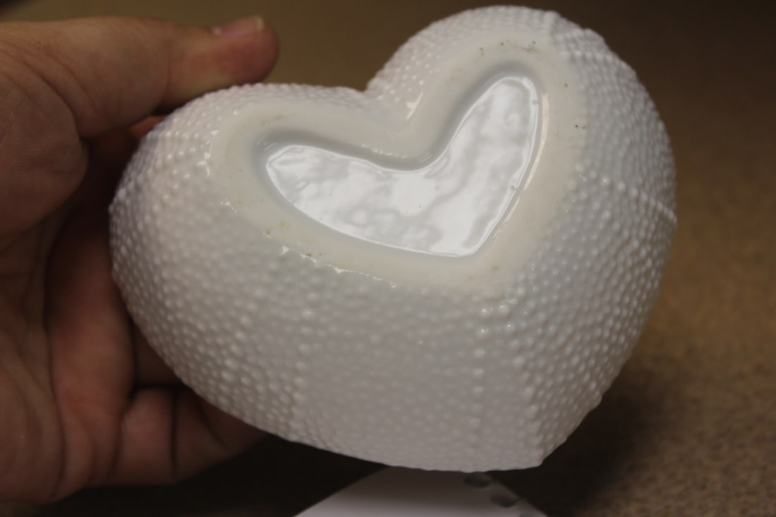 Ceramic Heart Trinket Box - 7