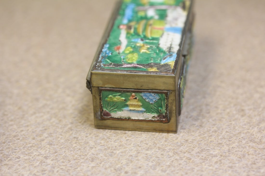 Antique Chinese Trinket Box - 4