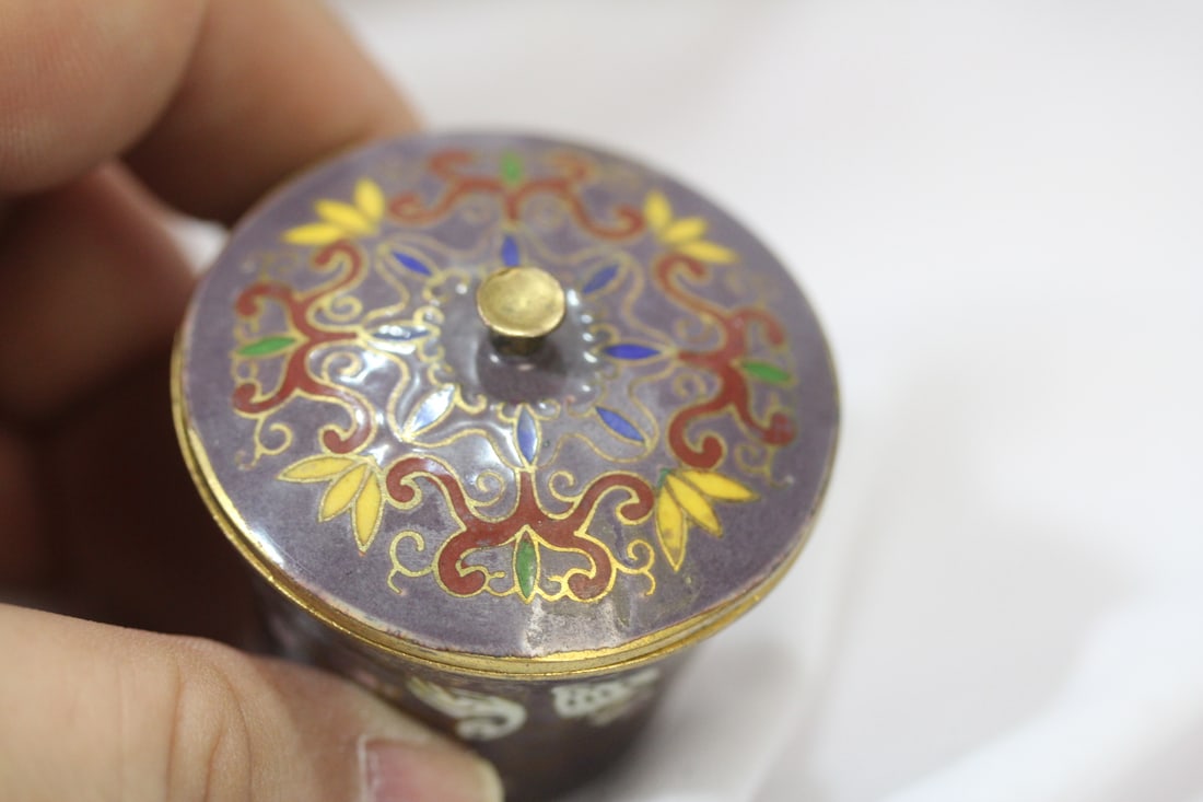 A Chinese Cloisonne Trinket Box - 2