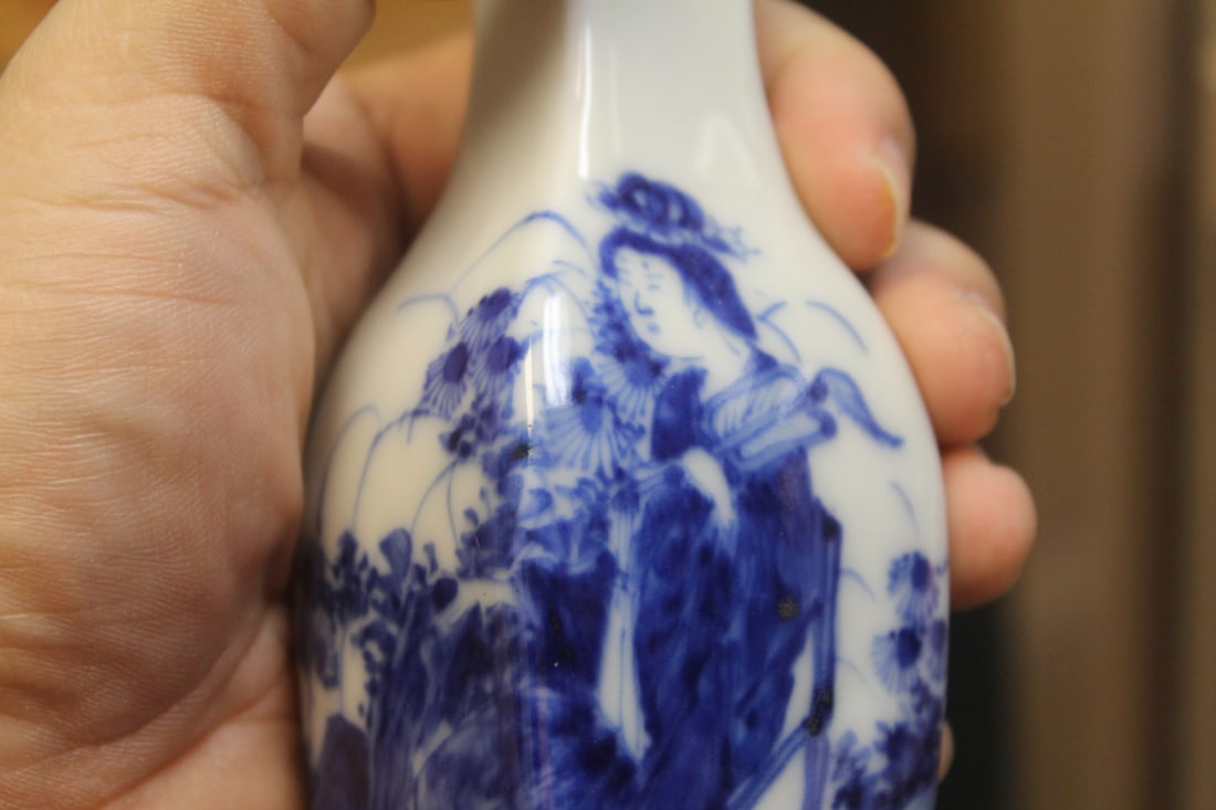 Vintage Japanese/Chinese small vase - 2