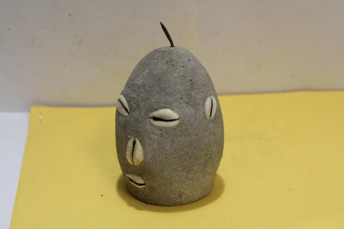 An Art Pottery Shell Pace - 2