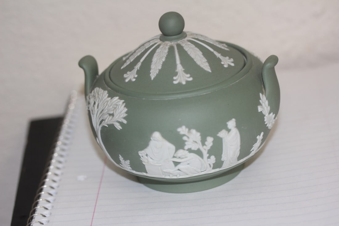 Wedgwood Jasperware Sugar Container - 4