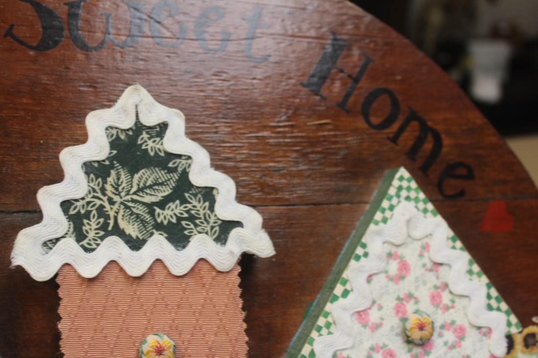 "Home Sweet Home" Wall Hanger - 3