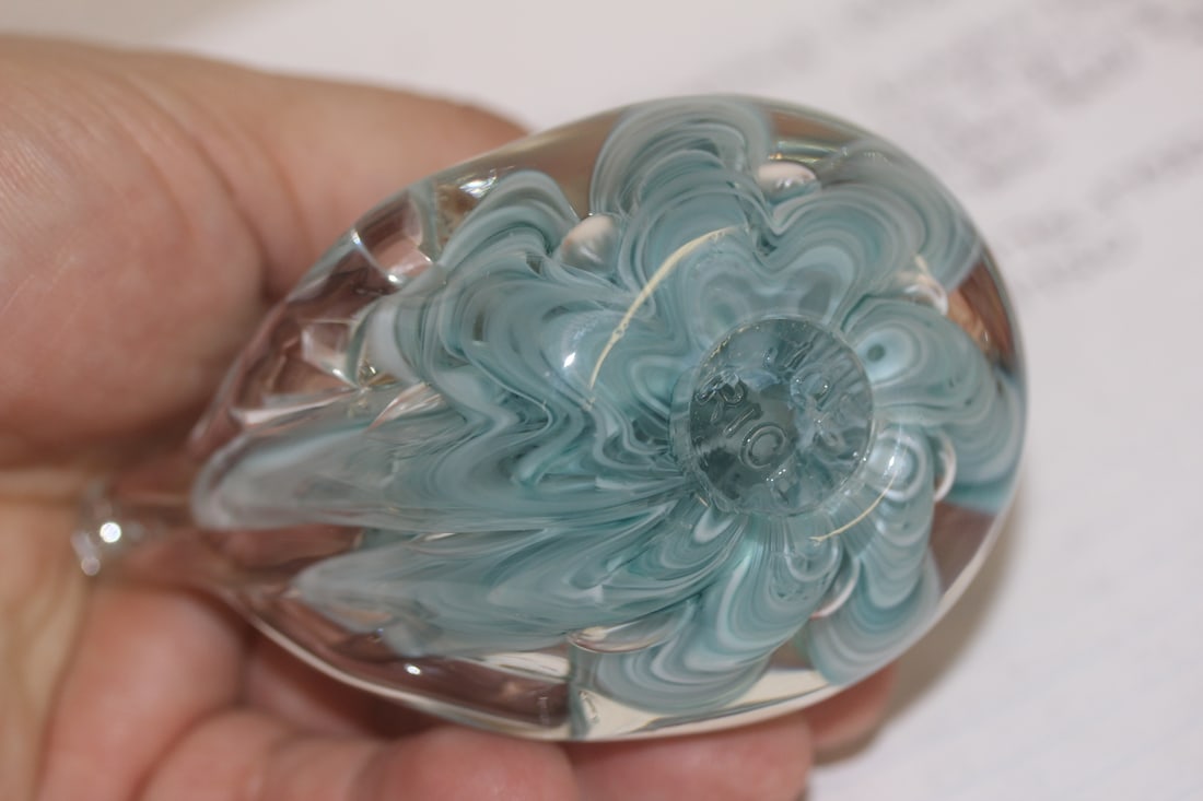 Marked Joe Rice Art Glass Bird - 4
