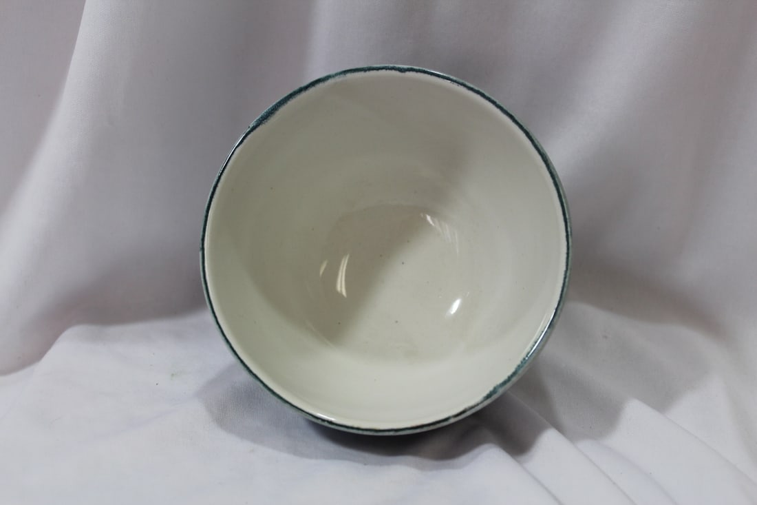 A Decorative Pottery Bowl - 3