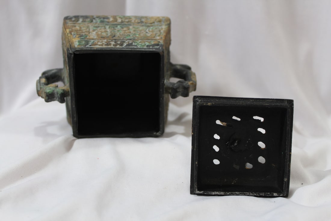 A Bronze Japanese Censor - 3
