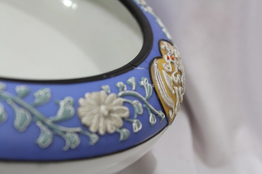 A Japanese Moriage Bowl - 6