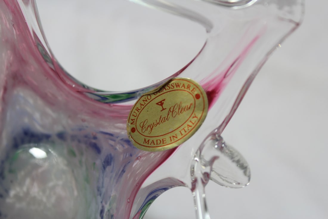 An Artglass Basket - 7