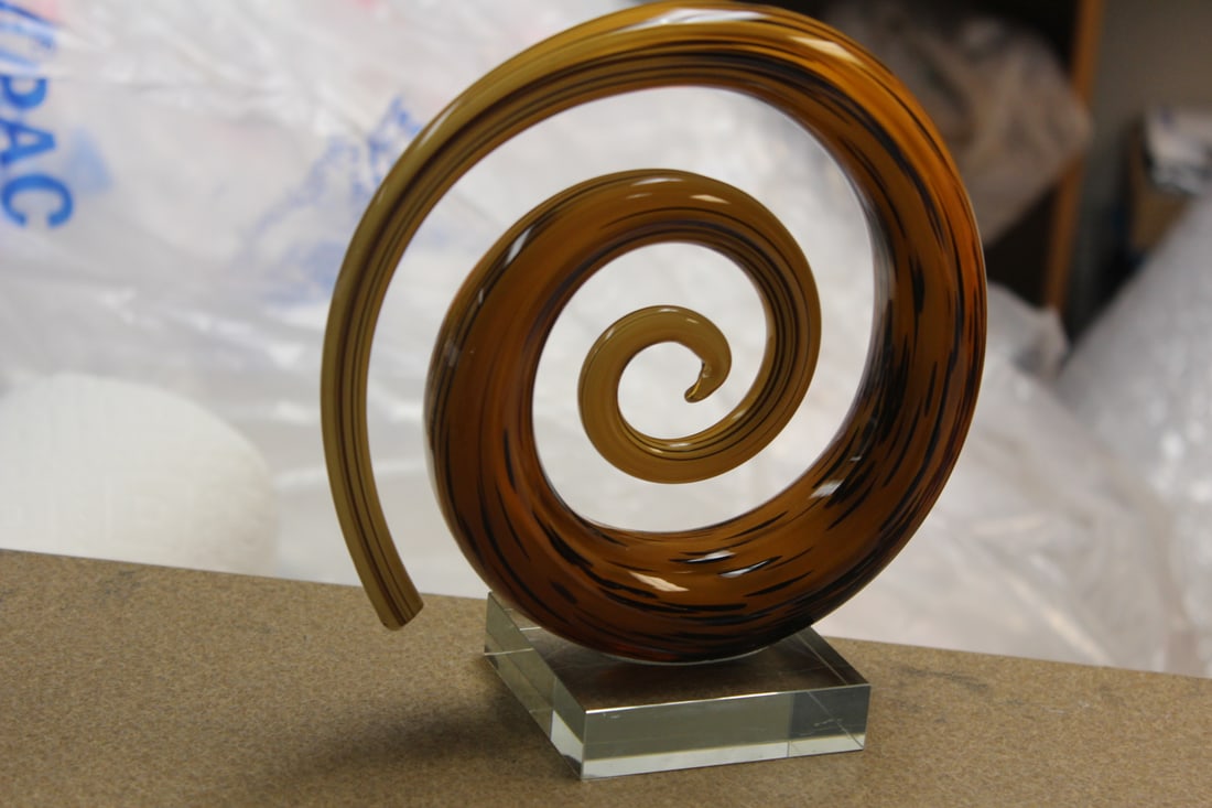 Artglass Swirl: 7 3/4" tall by 6 3/4" wide