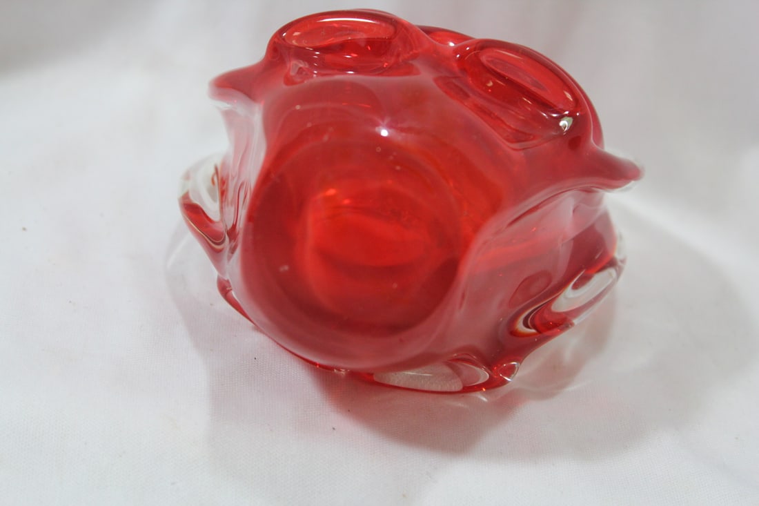 An Artglass Basket - 5