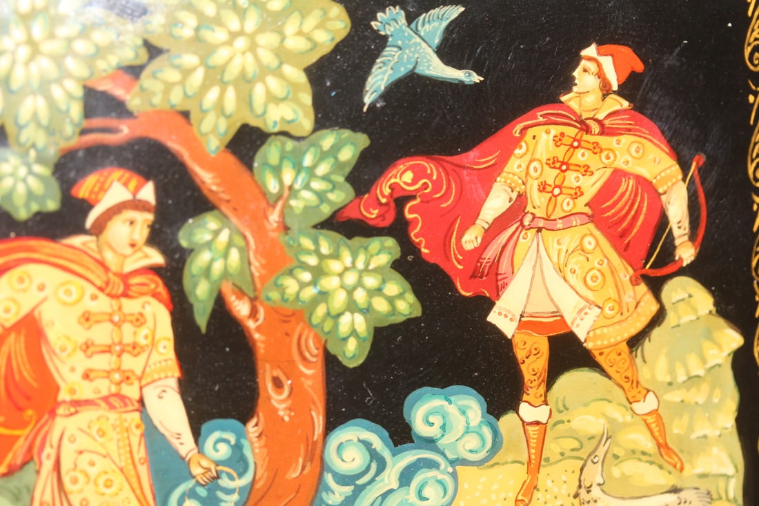A Hand Painted Russian Lacquer Box - 4