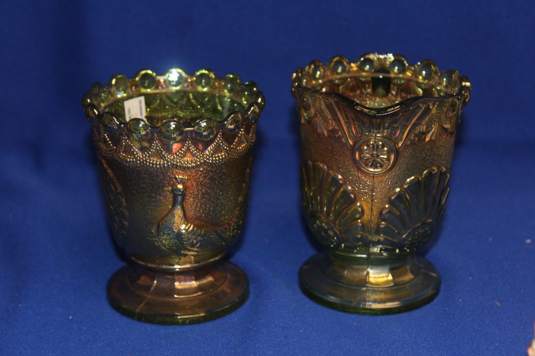 A Carnival Glass Creamer and Sugar Container - 2