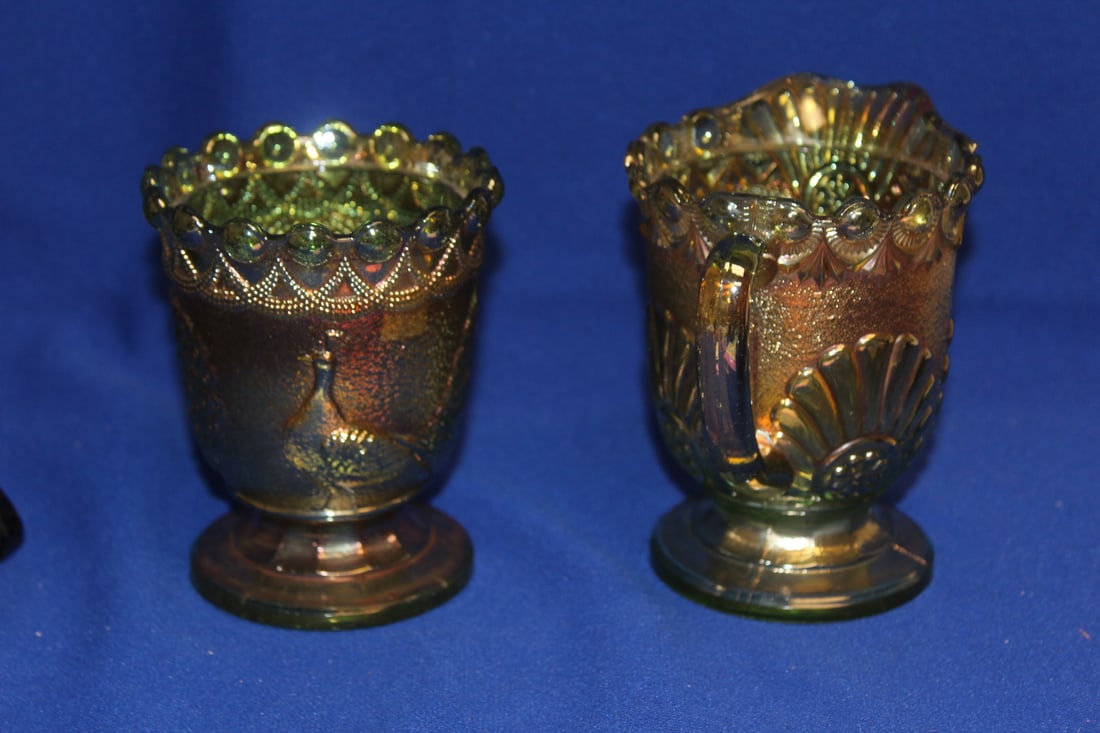 A Carnival Glass Creamer and Sugar Container - 4