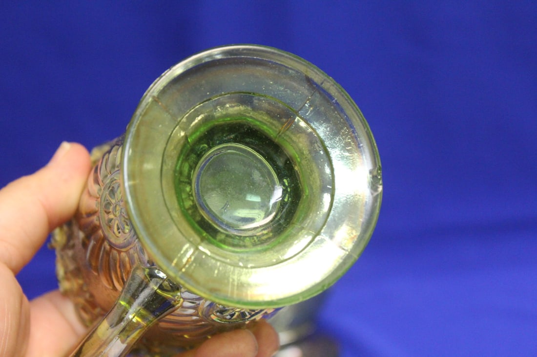 A Carnival Glass Creamer and Sugar Container - 6