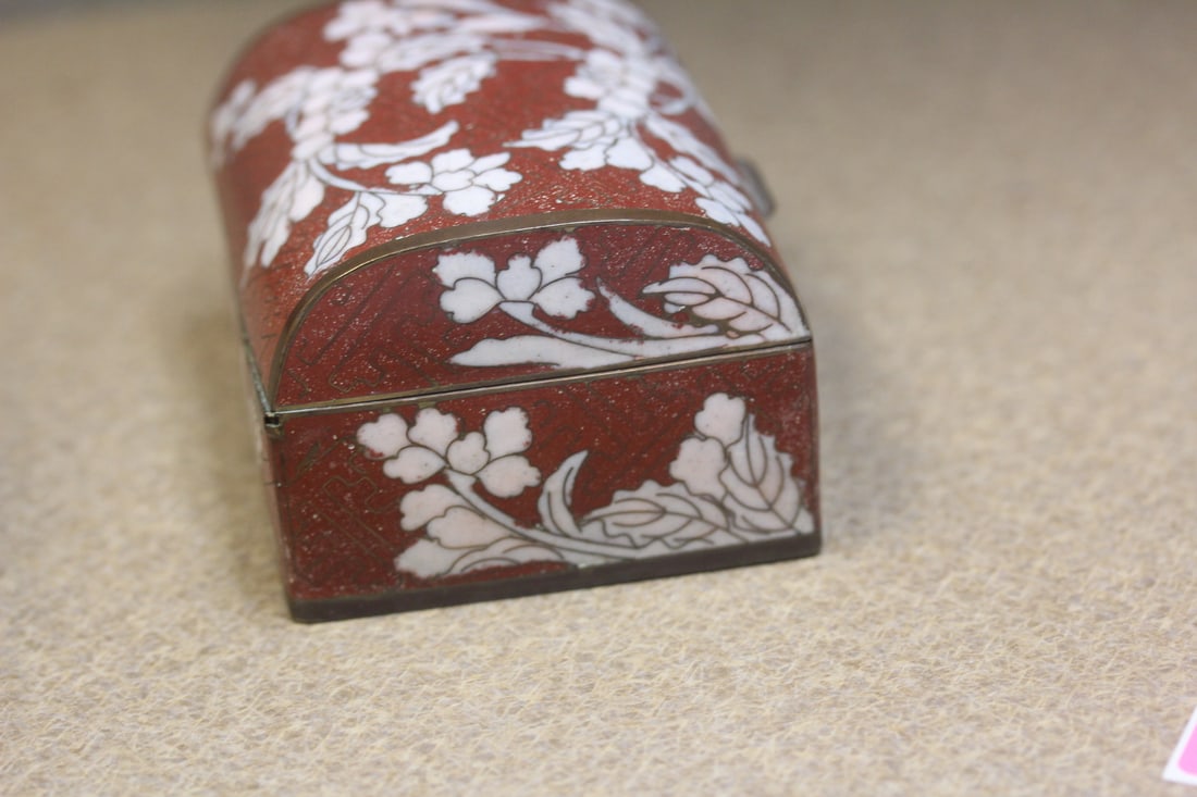 Antique Chinese Cloisonne Dome Box - 3