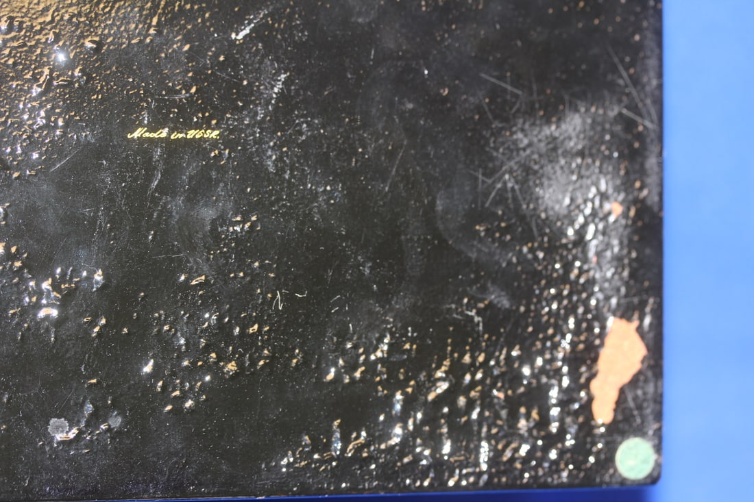 A Signed Hand Painted Russian Lacquer Box - 4