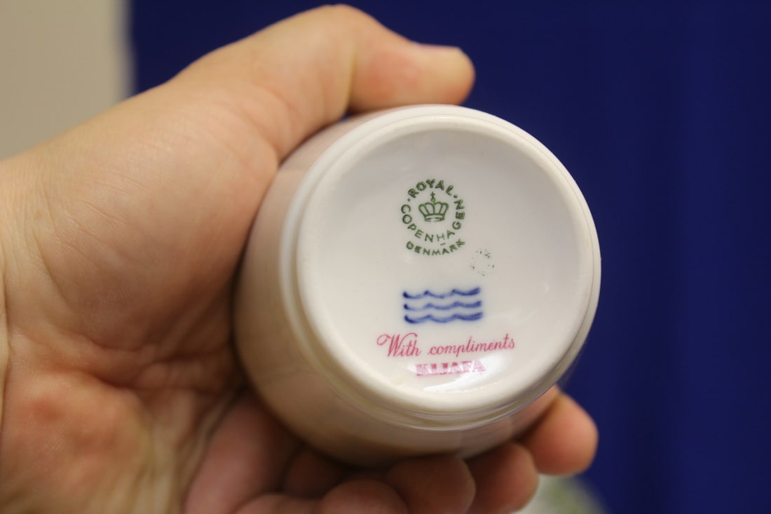 A Royal Coppenhagen Cup - 4