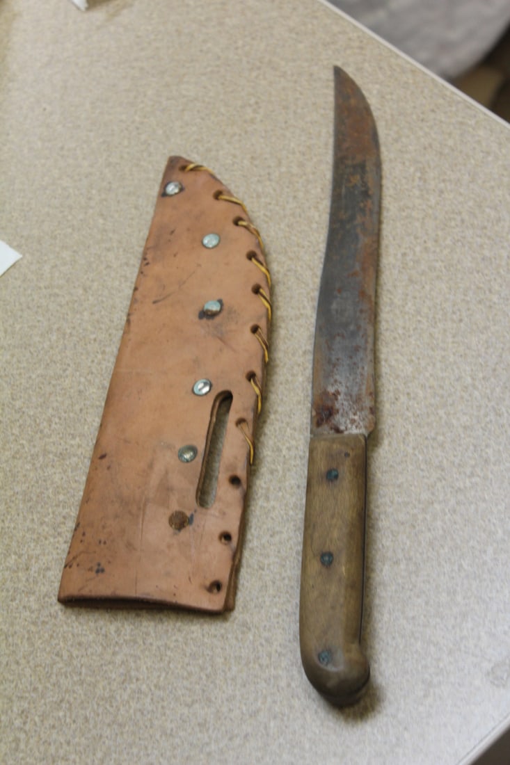 Vintage Knife With Leather Sheath - 3