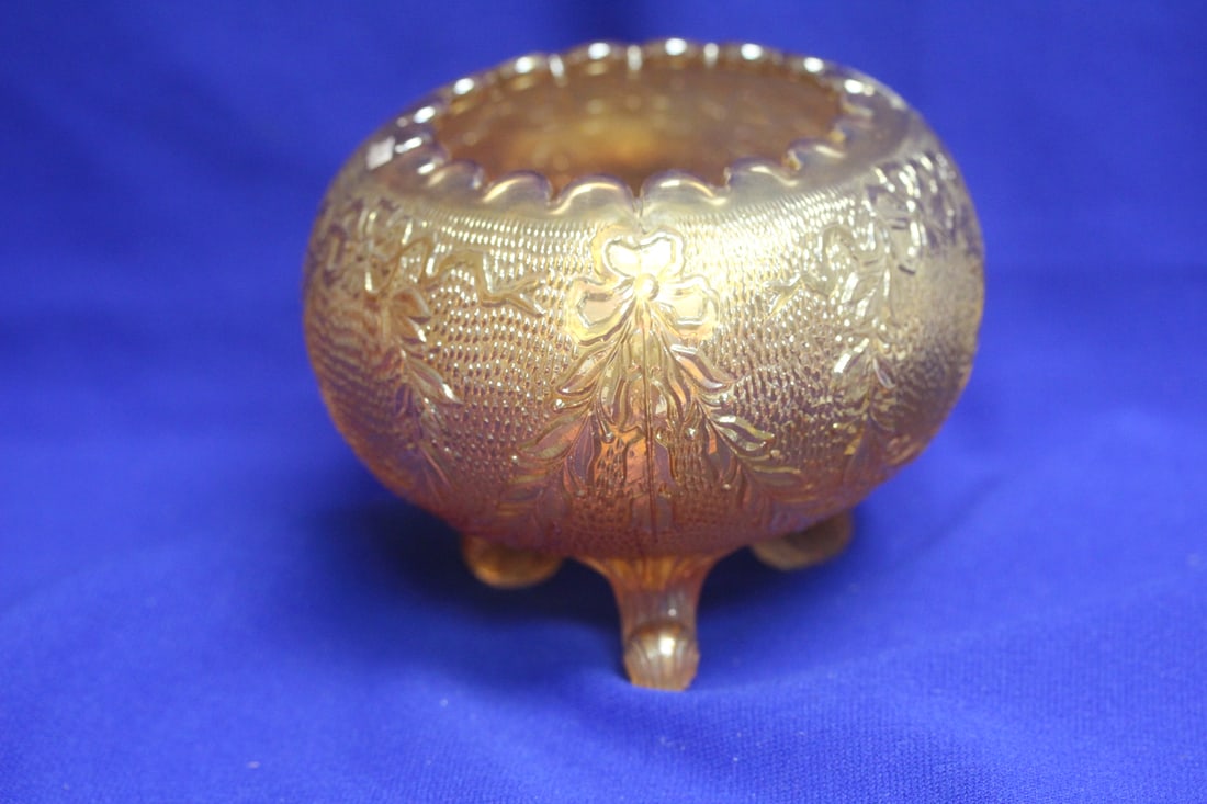 A Footed Carnival Glass Bowl - 2