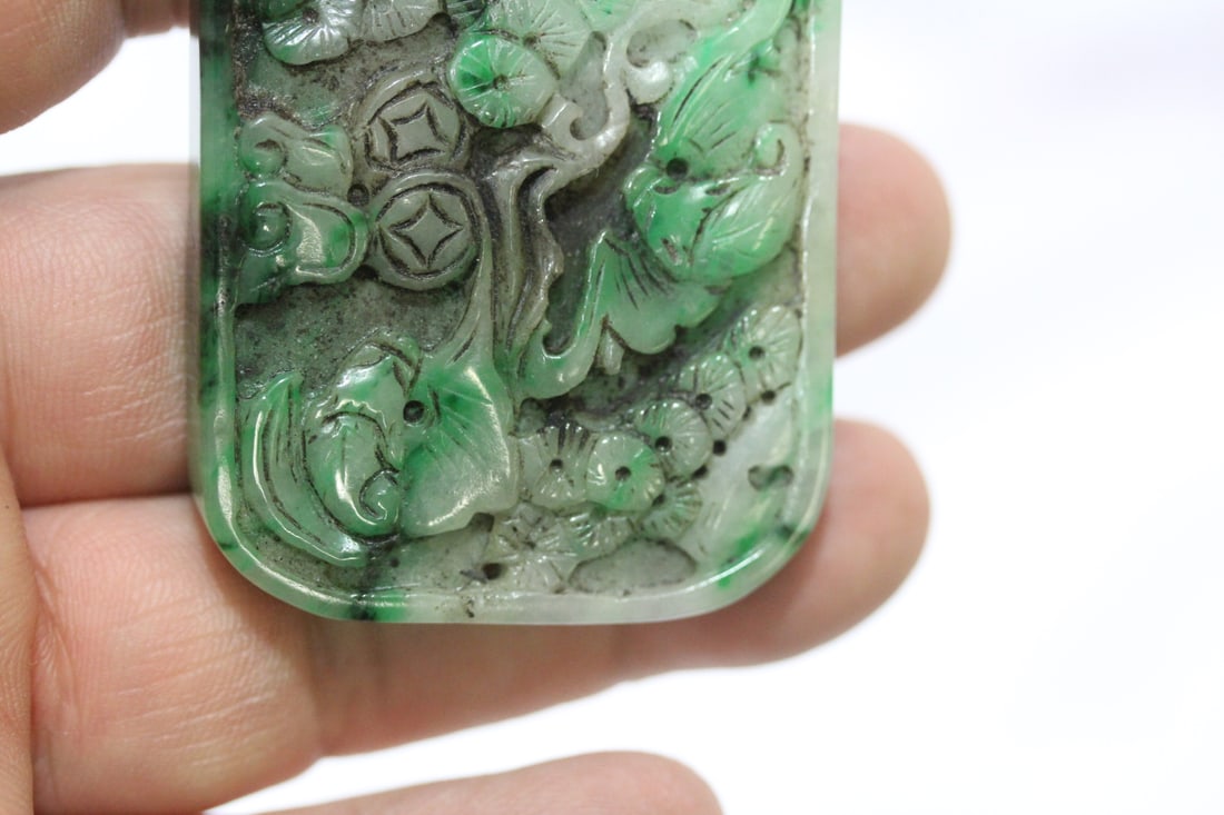 A Chinese Green Jade or Jadeite Pendant - 6