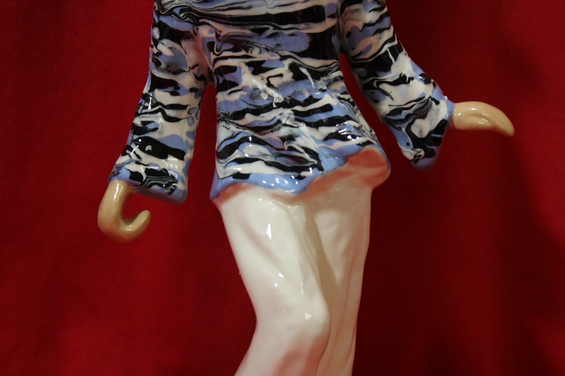 A California Pottery Figurine - 3